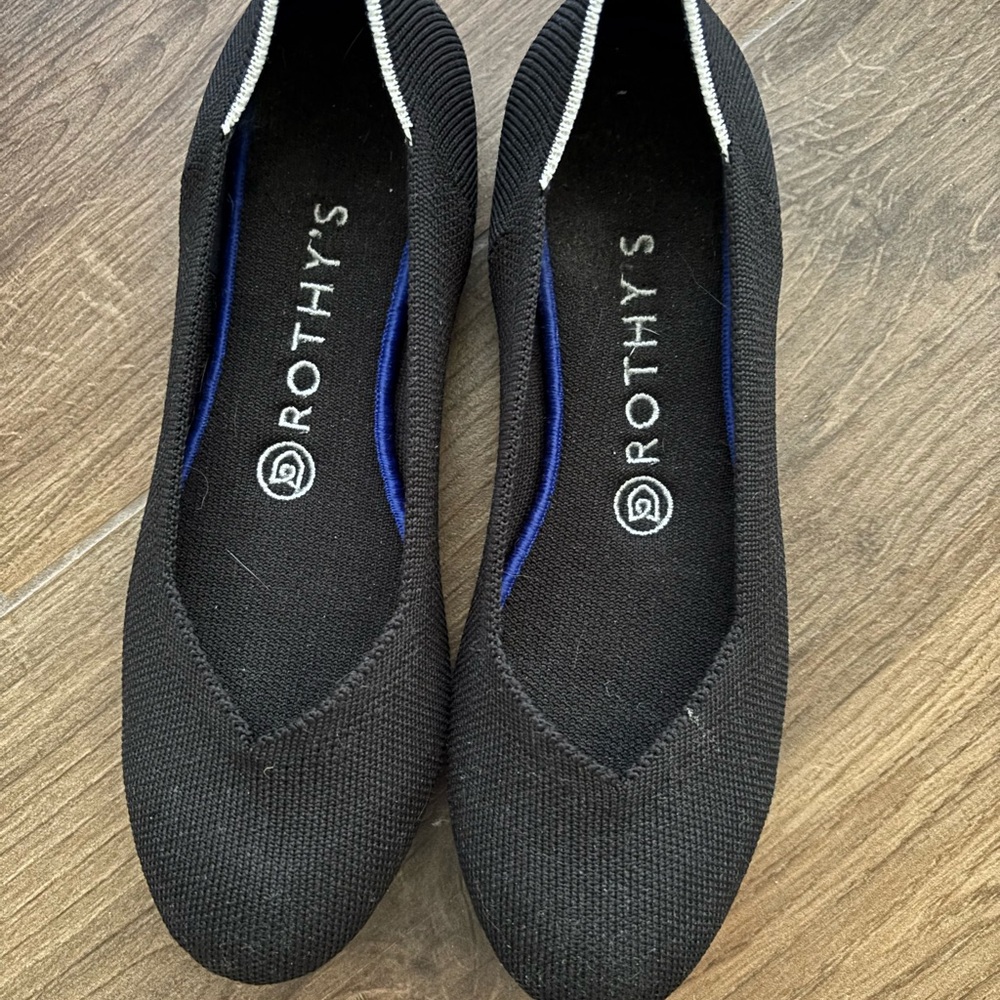 Rothy's - The Flat - Black Solid (Sold Out Online!) - Women’s Size 7.5 GUC